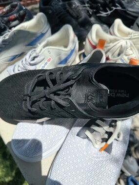 New Balance Black Low-Profile Lace-Up Sneaker